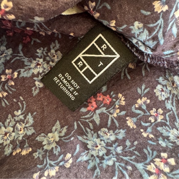 Sea New York Tilly Smocked Long Sleeve Top - Picture 4 of 7